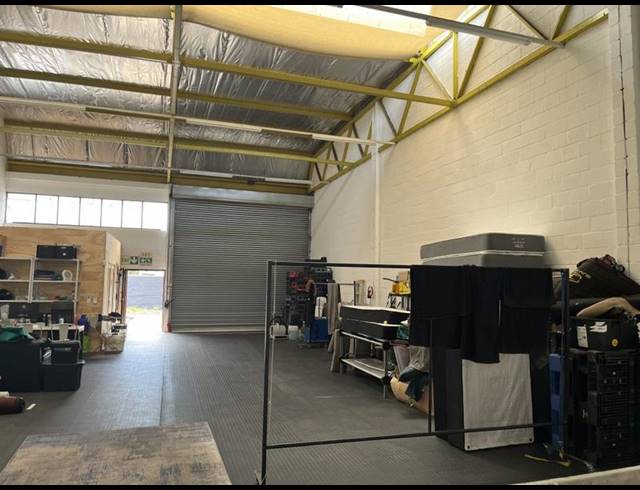 INDUSTRIAL PROPERTY TO RENT IN MAITLAND